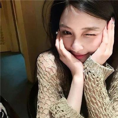 青青河畔草